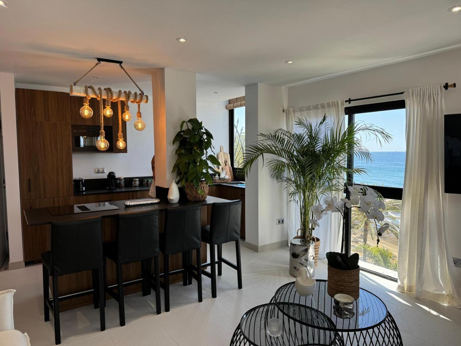 Apartment Beachfront